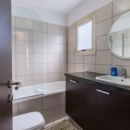 Bay 3 Bedroom *