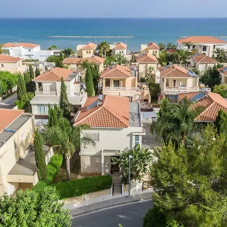 Villa Bay 3 Bedroom Larnaca