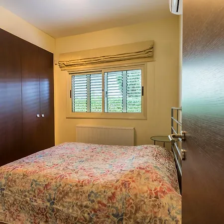 Bay 3 Bedroom * لارنكا